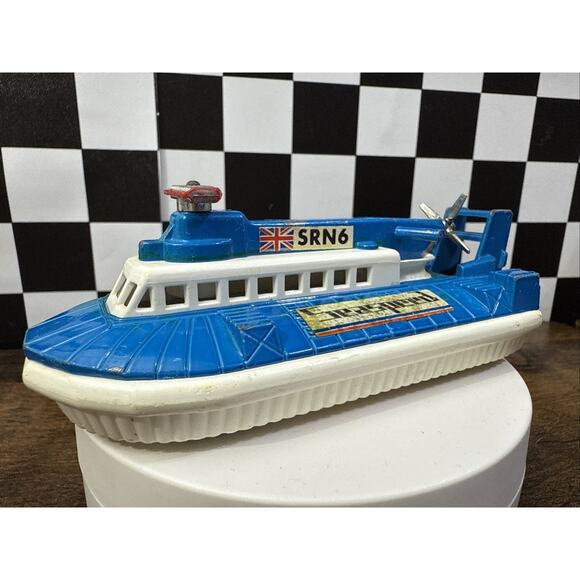 MATCHBOX Superkings K-22 SRN6 Hovercraft Vintage 1974 - Picture 1 of 9